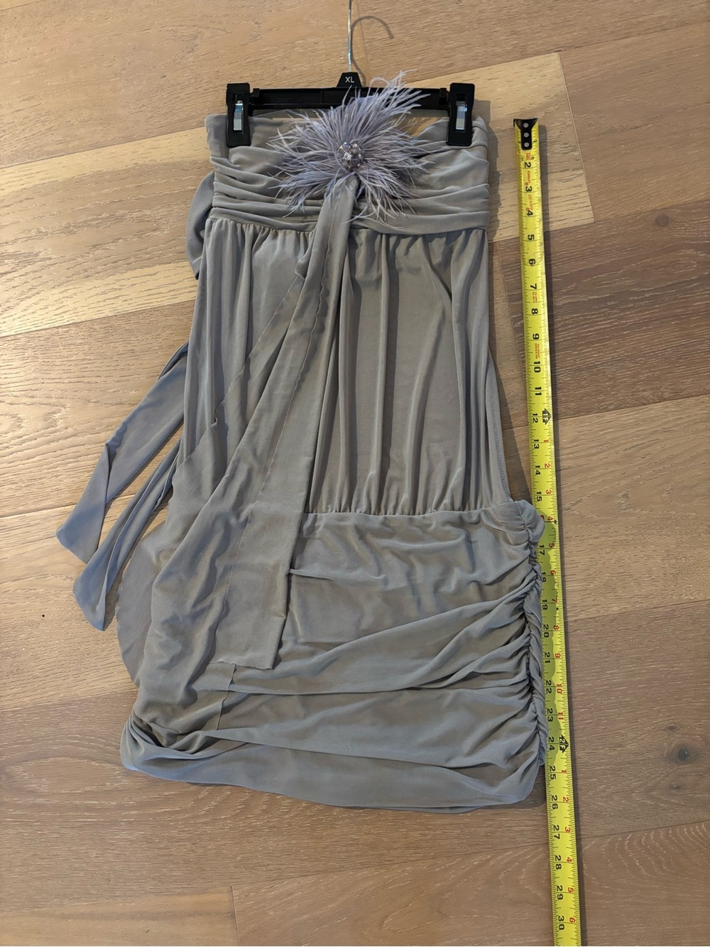 Revolve Jaded London Brunelle Ruched Mini Dress Ostrich Feathers US 8 NWT grey - Picture 13 of 13